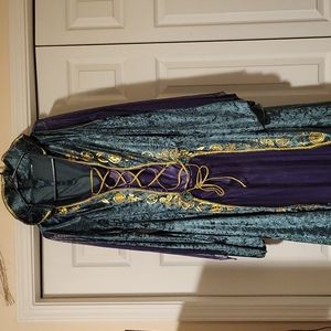 WINIFRED SANDERSON COSTUME